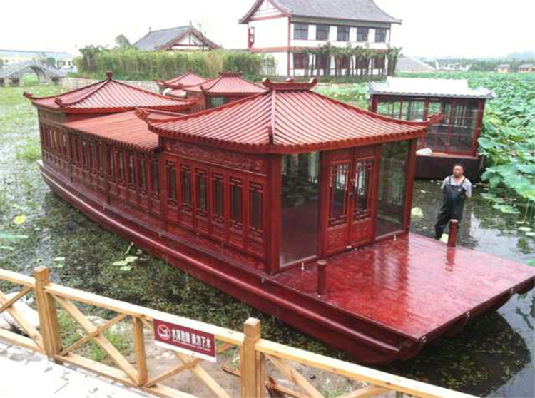 画舫餐饮船